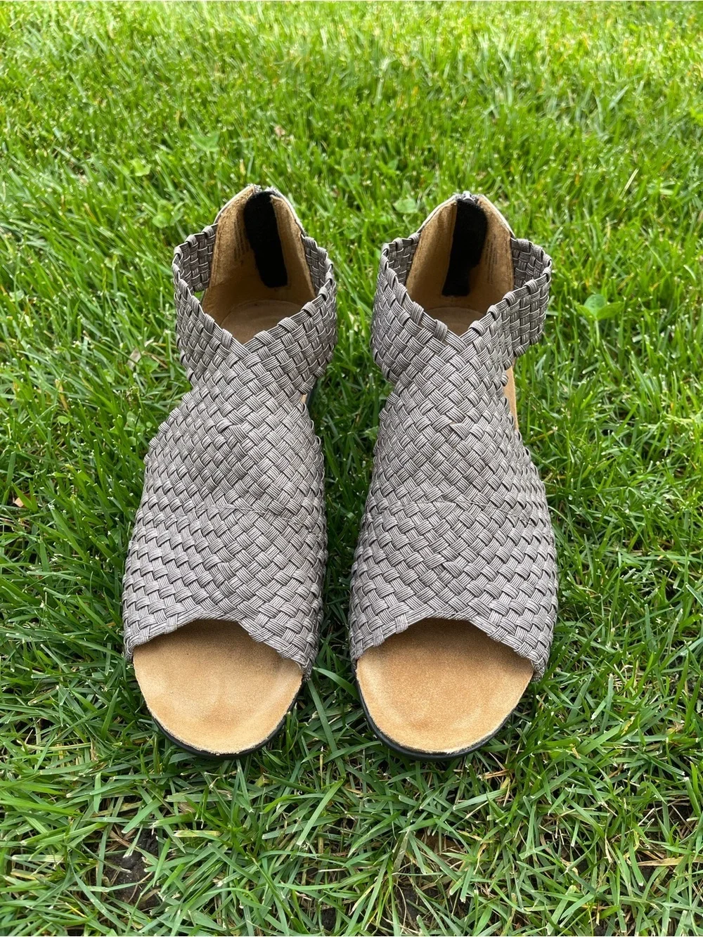 Comfortiva Alesha Pewter Woven Wedge Sandals Metallic Comfort Coastal Chic | 10